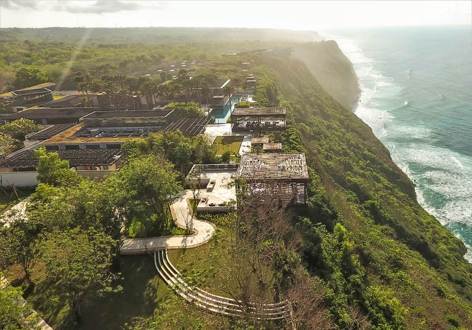 Alila Uluwatu Wedding