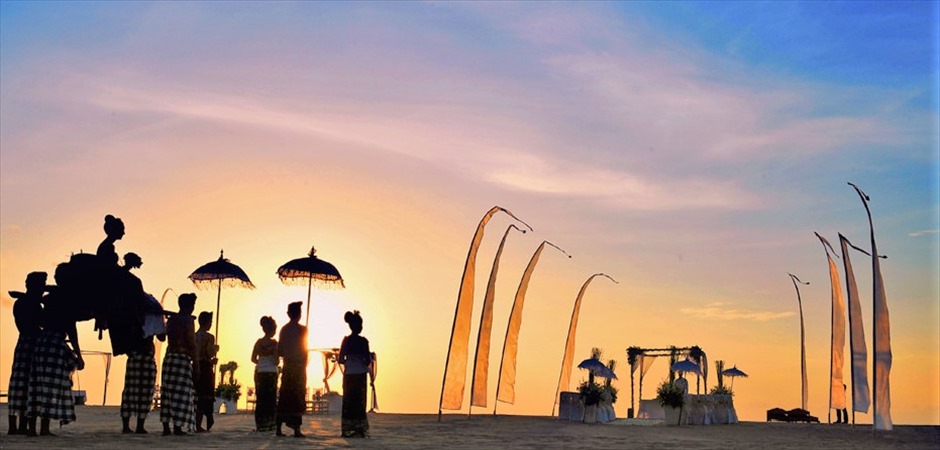 Beachfront Wedding