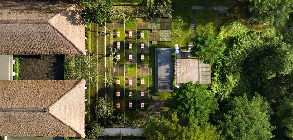 The Amphitheatre Wedding