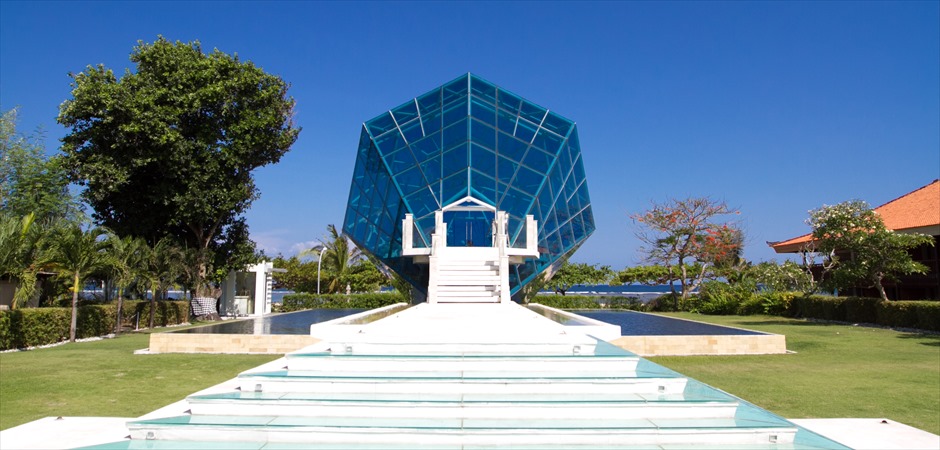 The Diamond Chapel Wedding