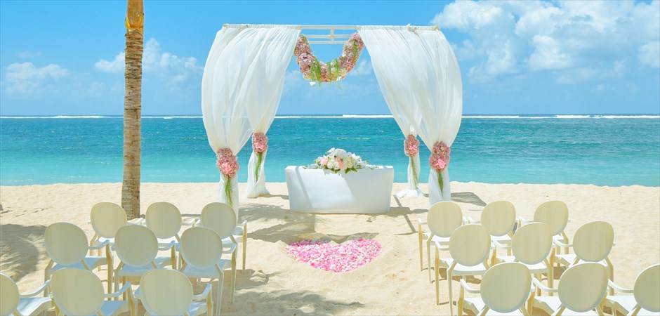 Luxury Beach Wedding
