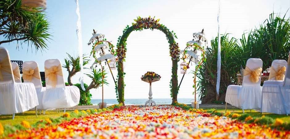 Beach Theater Wedding