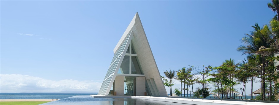 バリ島での挙式・ウェディングは「BLESS BALI」