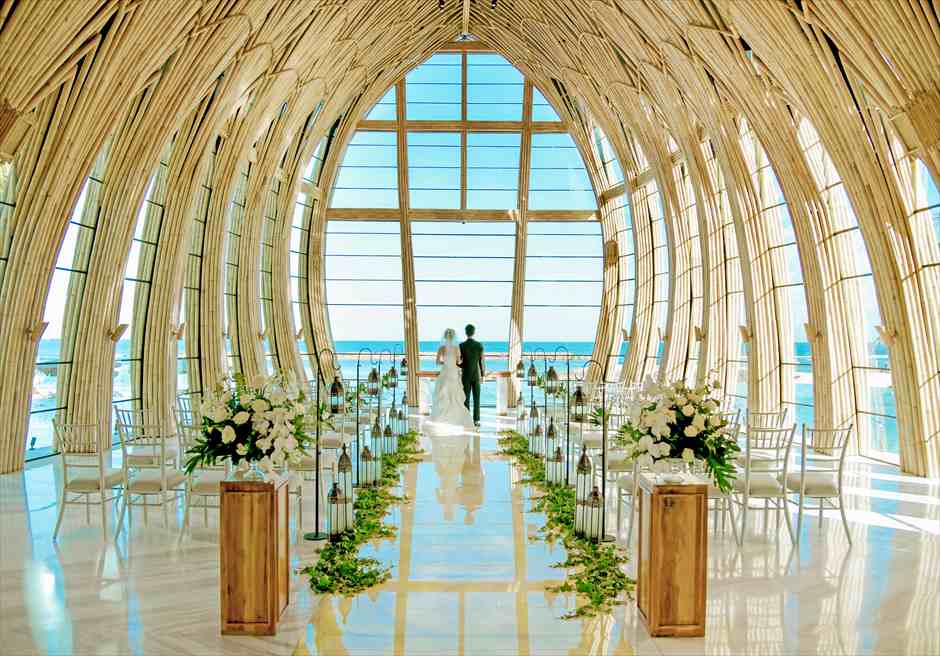 The Apruva Kempinski Bali ~オーシャンフロント・チャペル