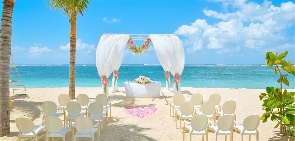 Luxury Beach Wedding
