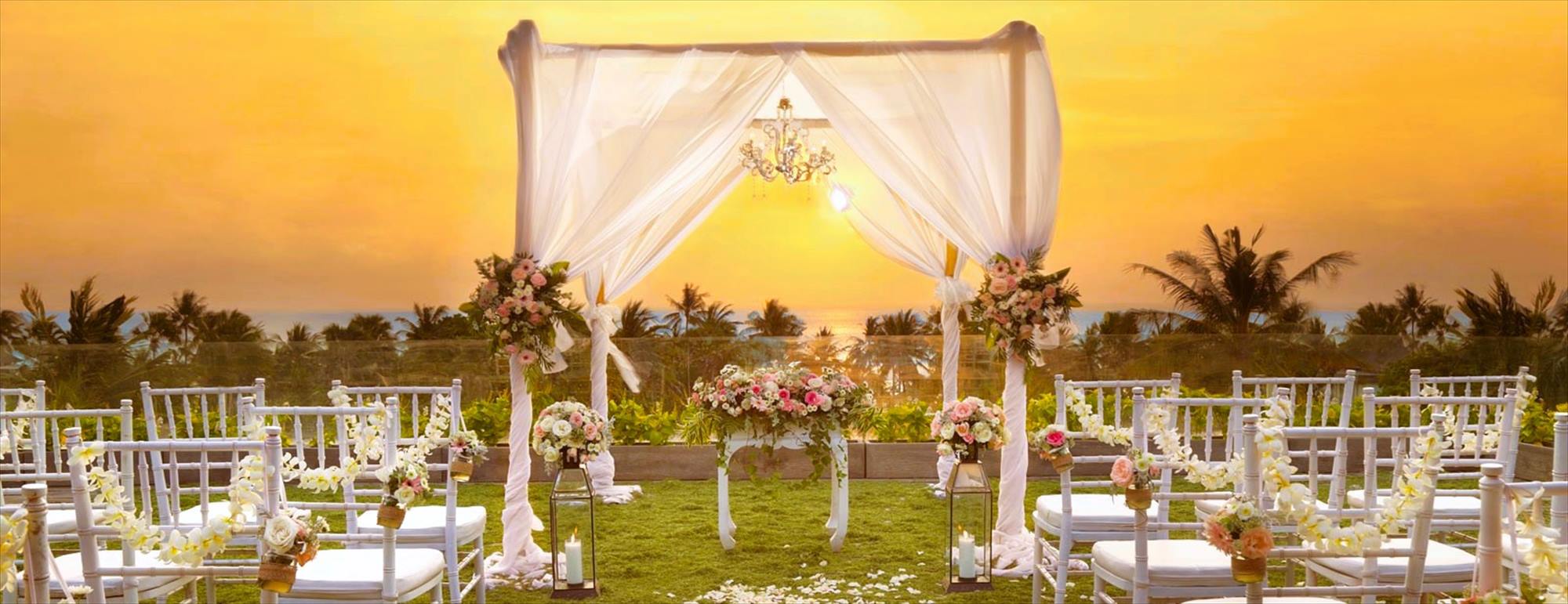 バリ・マンディラ　バリ島ウェディング・挙式・結婚式│Bali Mandira Beach Wedding