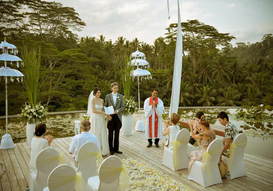 フォーシズンズ・バリ・サヤン・エタニティ　ウェディング・結婚証明書