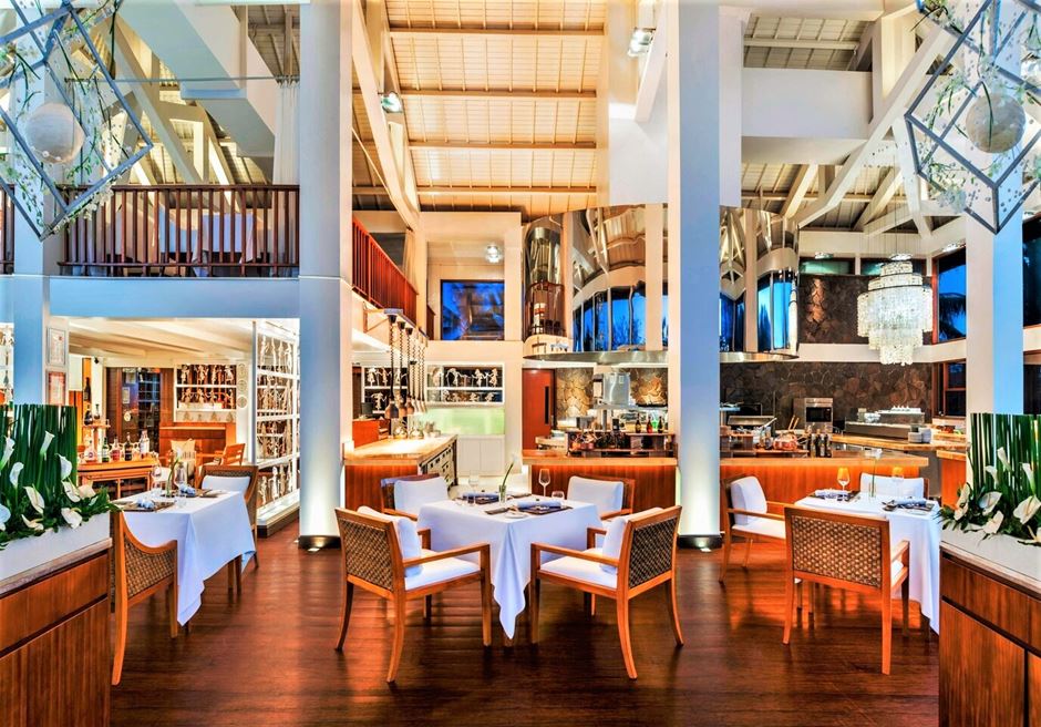 バリ島ウェディング セントレジス・バリ・リゾート レストラン