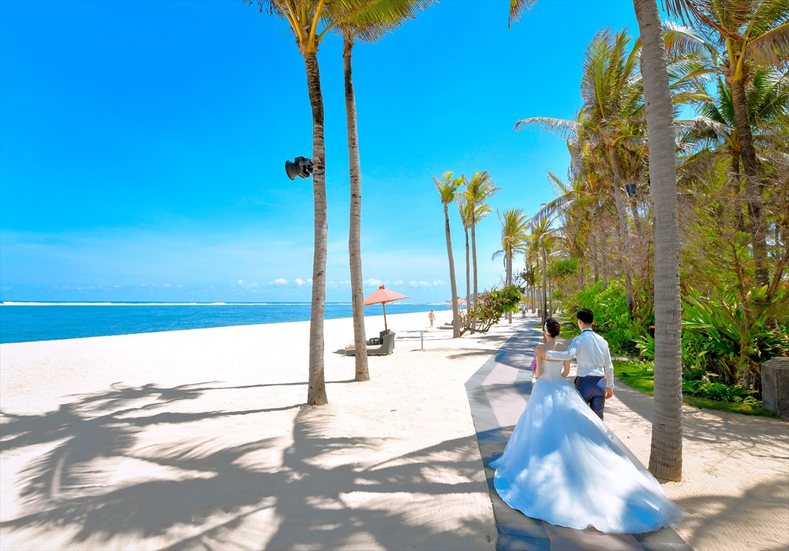 バリ島随一に美しいと言われる白砂ビーチ