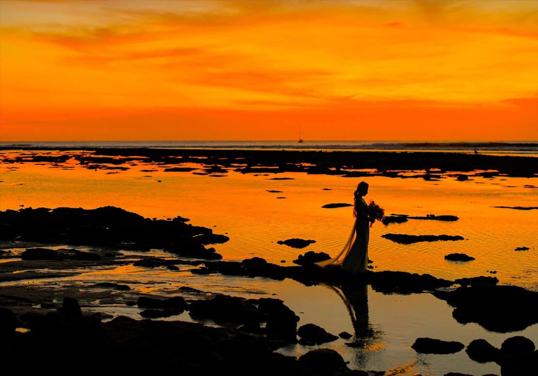 バリ島随一のサンセット ウェディング フォト