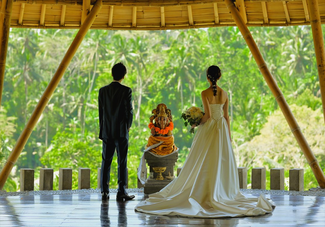バリ島ウブドらしいウェディング・フォト