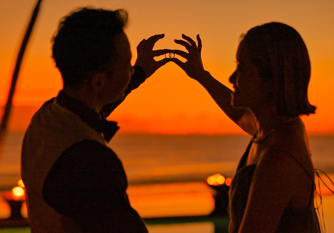 バリらしいサンセット・リング・ショット