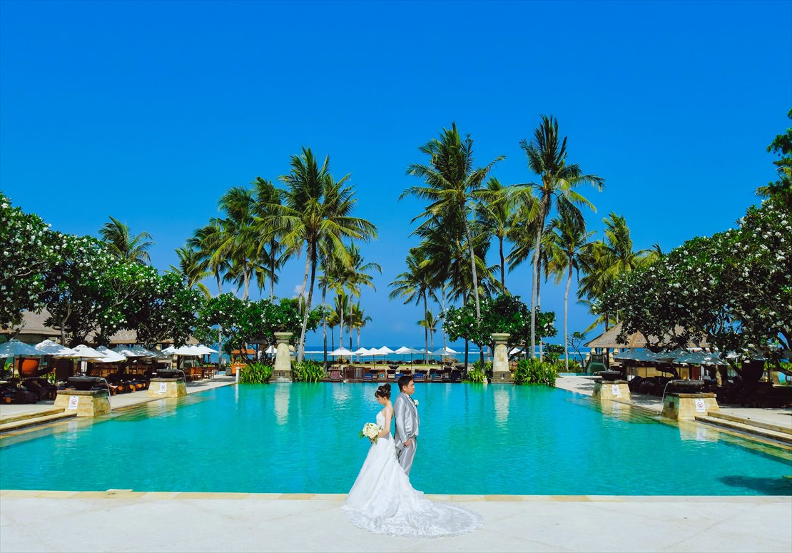 コンラッド・バリ メイン・プール