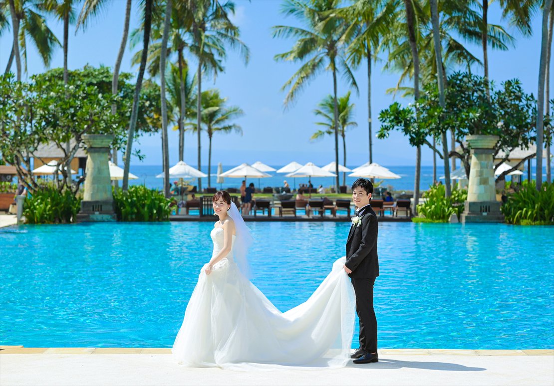 コンラッド・バリ インフィニティ・プール