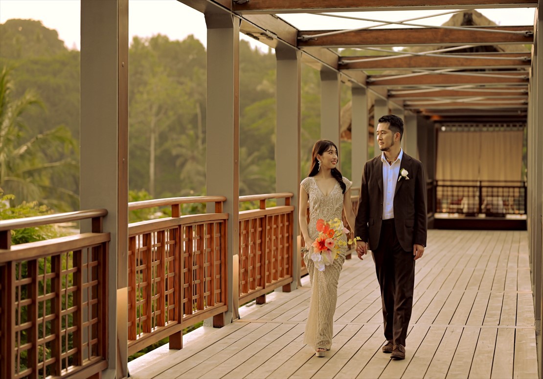 サンセット・タイムのリゾート・ブリッジ