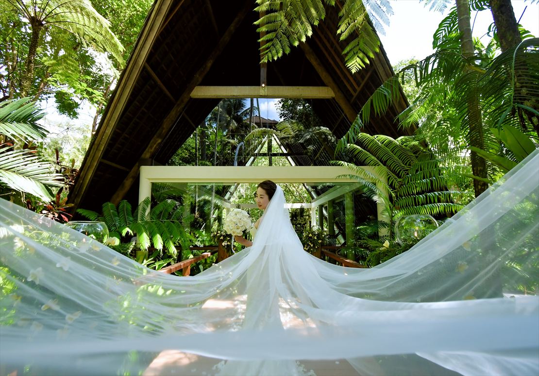 ワナスマラ・チャペル前ロングベール撮影