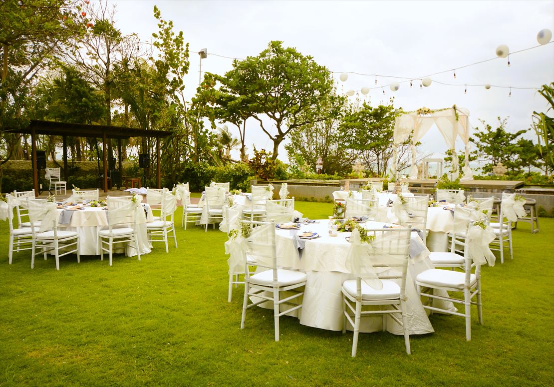 プジデンシャルヴィラ・ガーデン 円卓配置