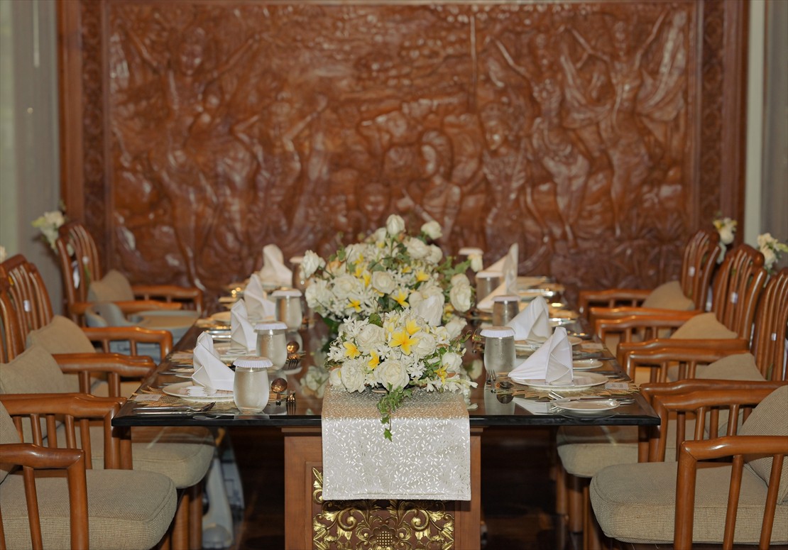 挙式会場生花装飾を流用したパーティー装飾