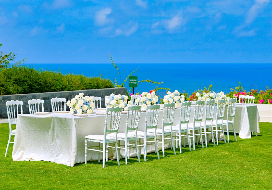 ガーデン・パーティー会場テーブル全景