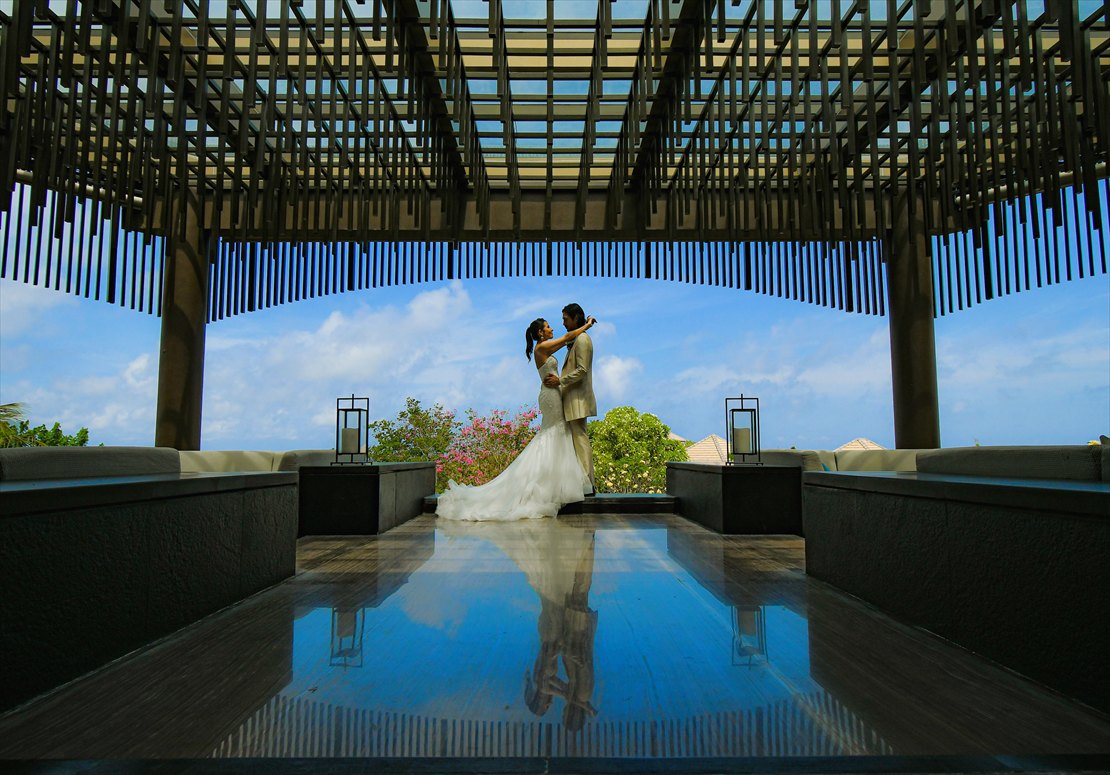 ウマナ・バリ　ロビー鏡面撮影