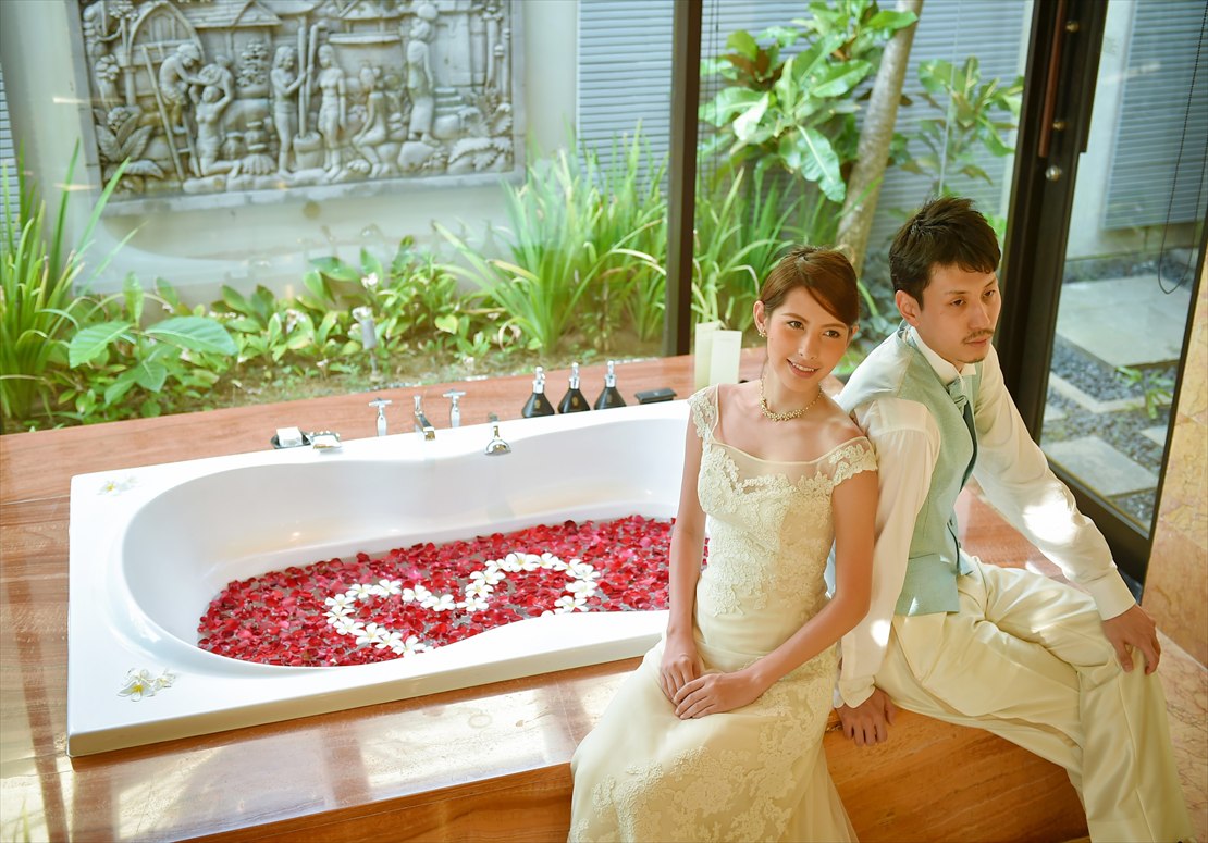 ウマナ・バリ　プールヴィラ　バスルーム