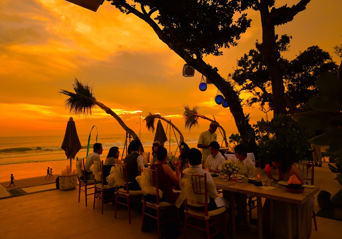 暮際のサンジェ・レストラン・テラス