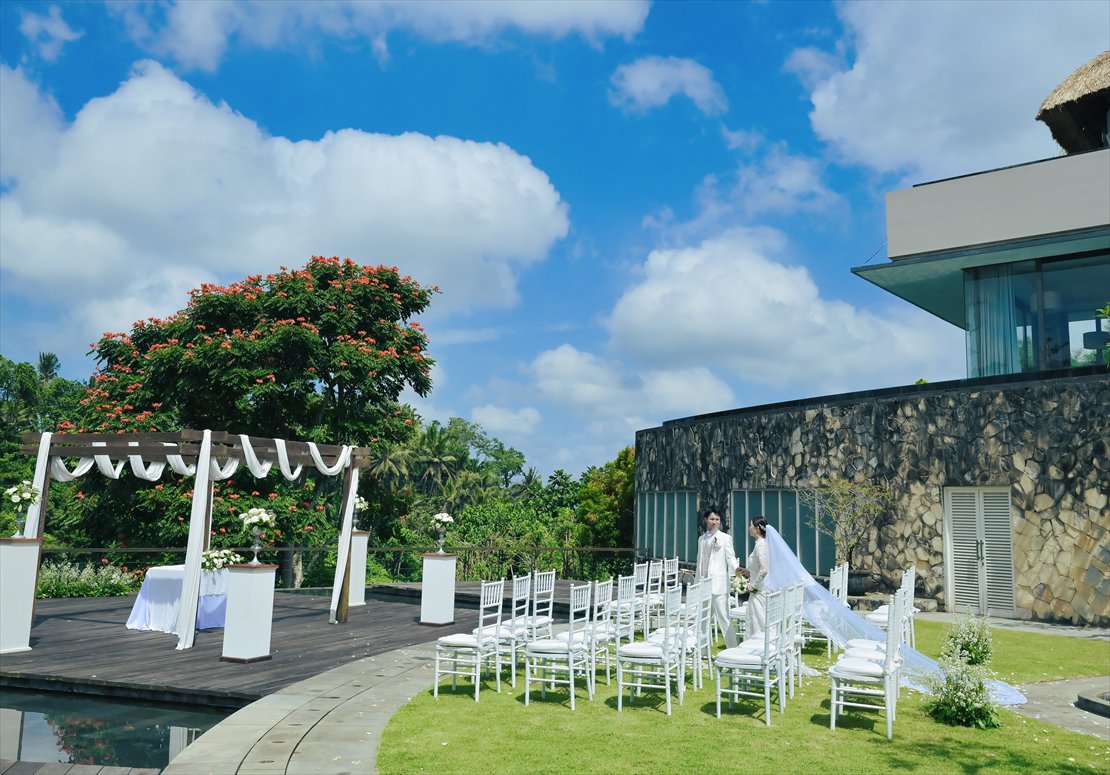 Kamandalu Ubud Bali Wedding (29)_R バリ島ウェディング 挙式会場入場シーン撮影