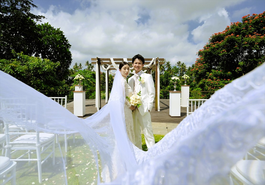 Kamandalu Ubud Bali Wedding (34)_R カマンダル・ウブド・ウェディング 挙式会場ロングベール撮影