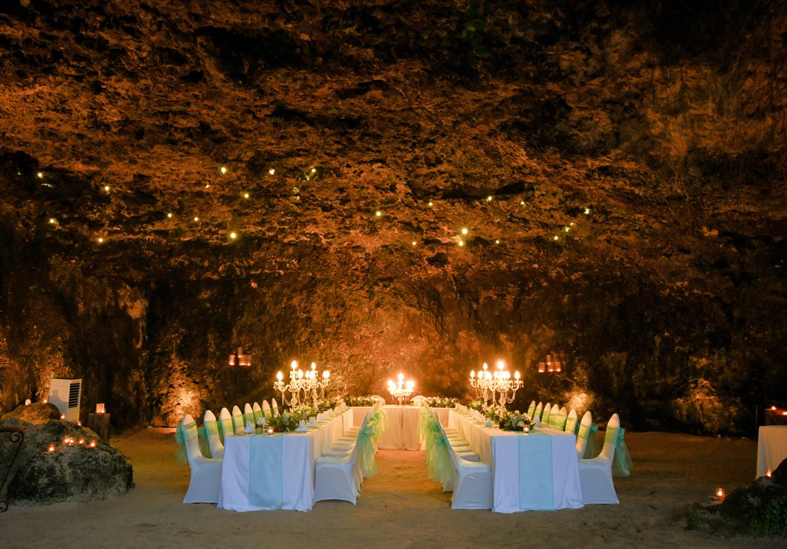 Samabe Bali Wedding Party Cave (4)_R バリ島ウェディング ビーチ・ケーブ大パーティー