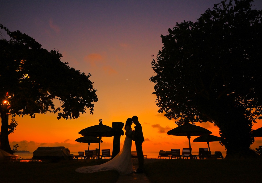 バリ挙式　幻想的なマジックアワー撮影