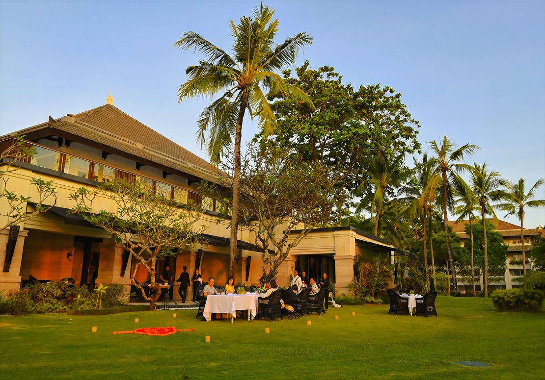 ベラ・クッチーナを望むガーデン会場