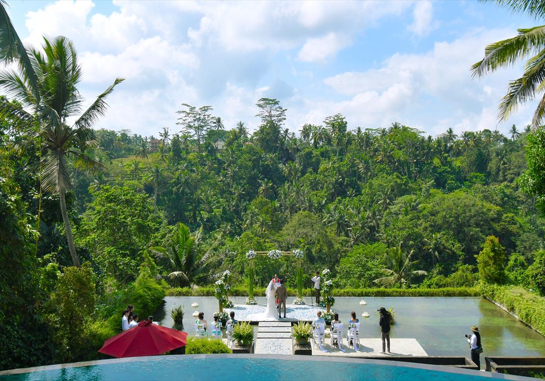 バリ島ウェディング　ジャンナタ・ウブド挙式シーン