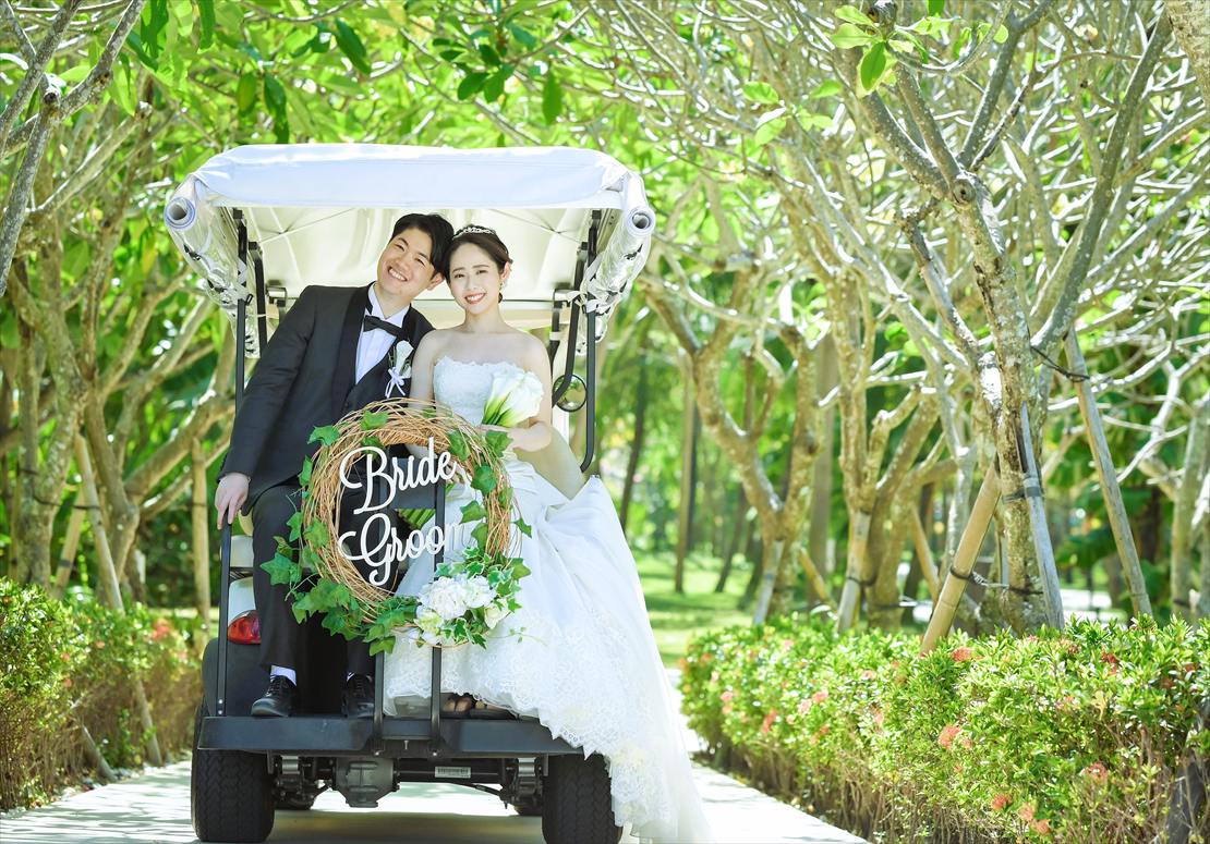 ケンピンスキ・バリ・ウェディング　リゾート内フォト 専用バギー