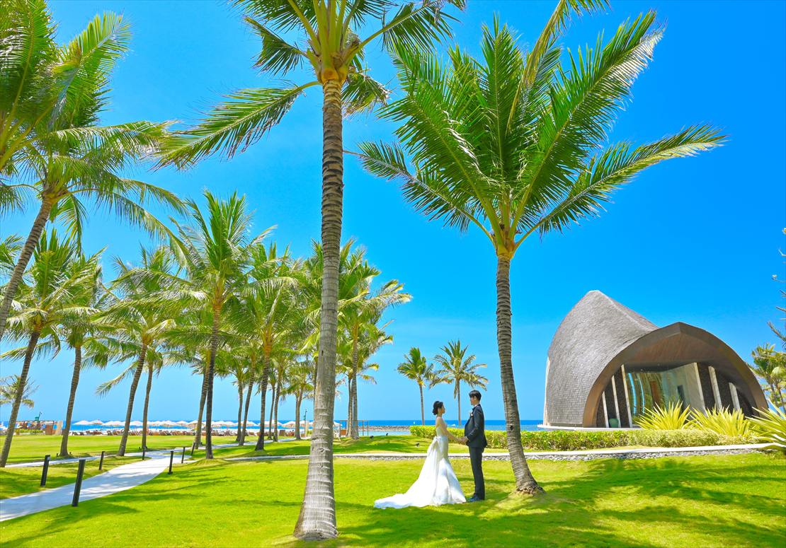 バリ島ウェディング　チャペル・ガーデンにて挙式前撮影