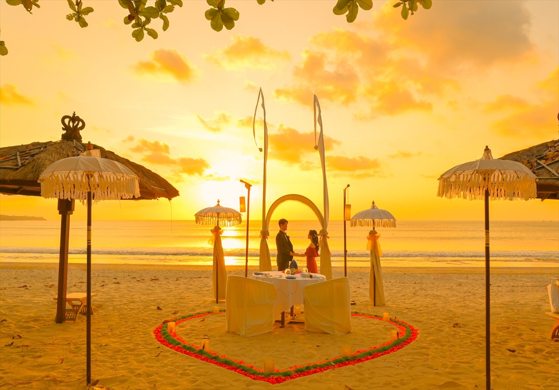 バリ島ビーチディナー会場にて撮影