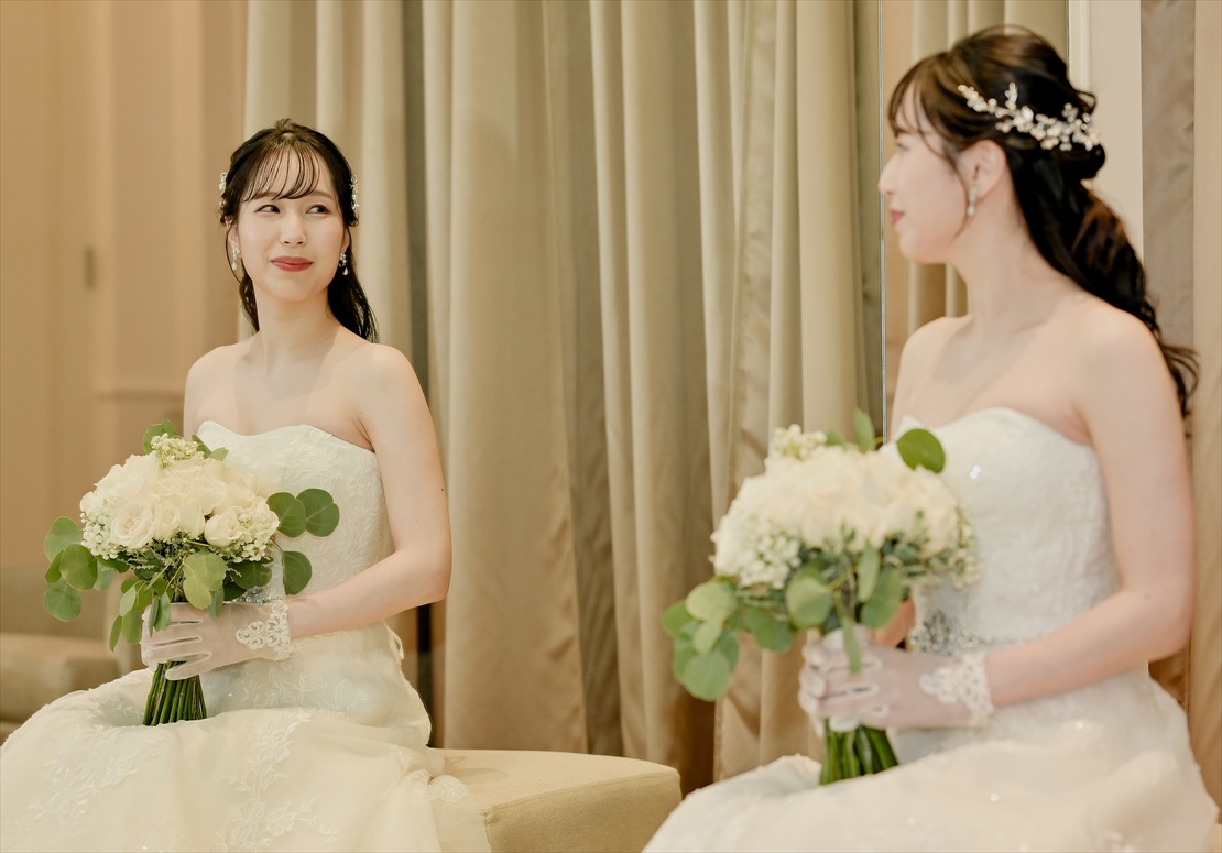 コンラッド・バリ結婚式　新婦様 お支度部屋にて