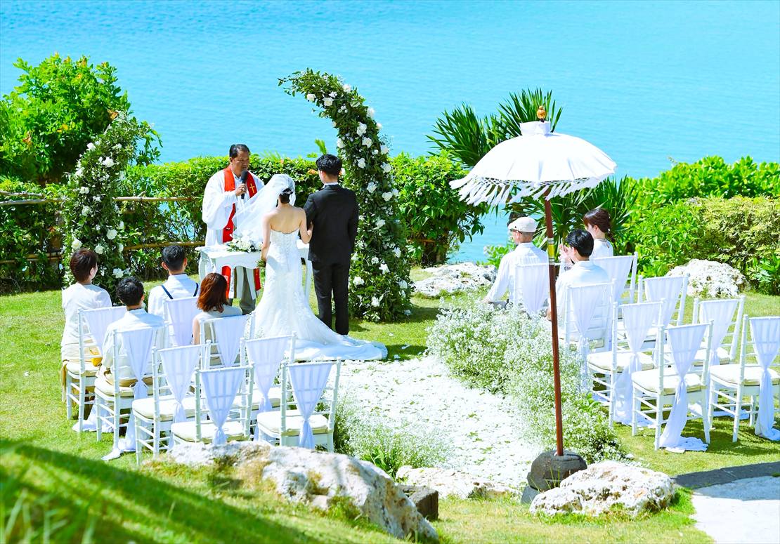 Four Seasons Bali Jimbaran Garden Wedding (22)_R フォーシーズンズ結婚式 緑豊か樹々に囲まれたガーデン挙式