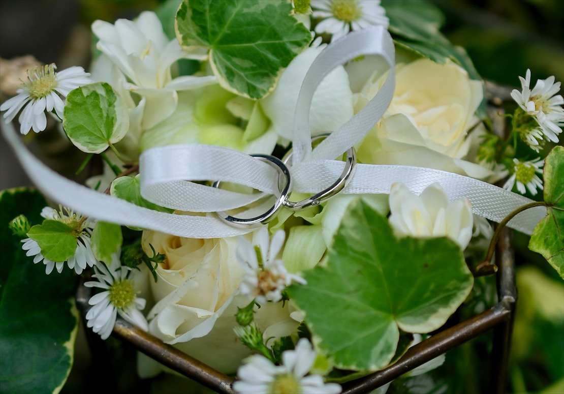 Four Seasons Bali Jimbaran Garden Wedding (2)_R フォーシーズンズ・バリ挙式プラン:生花リングピロー