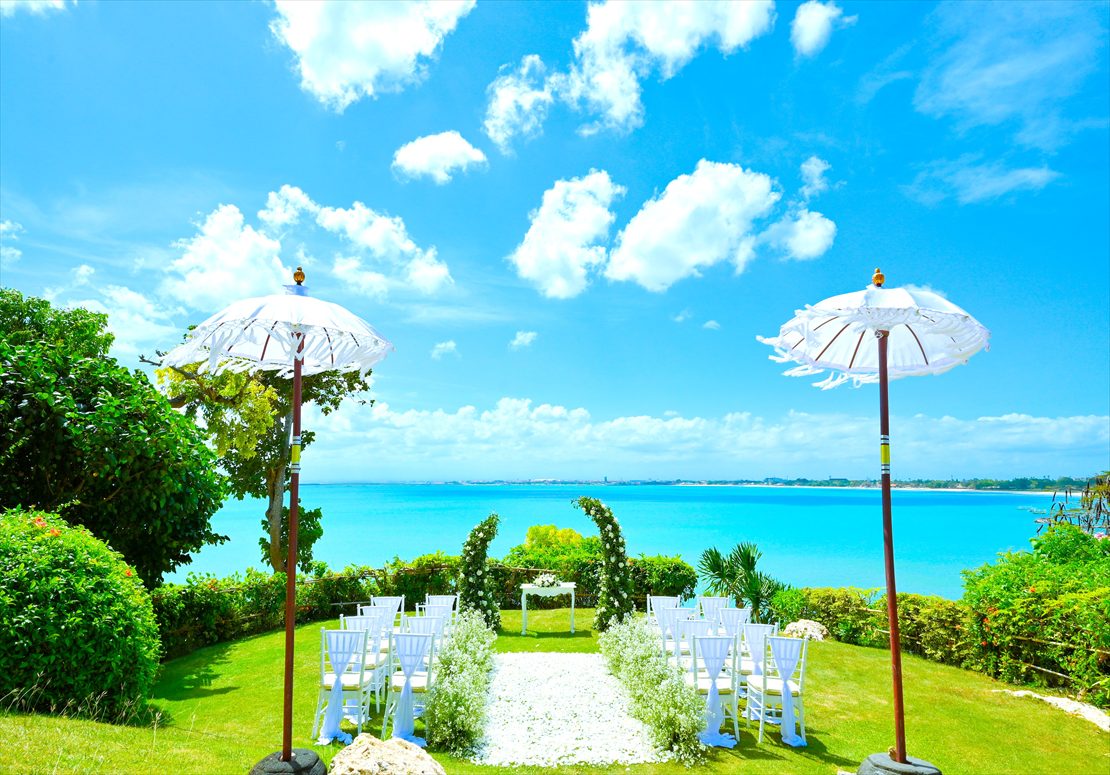 Four Seasons Bali Jimbaran Garden Wedding (9)_R フォーシーズンズ・バリ・ジンバラン・ガーデン挙式会場生花装飾