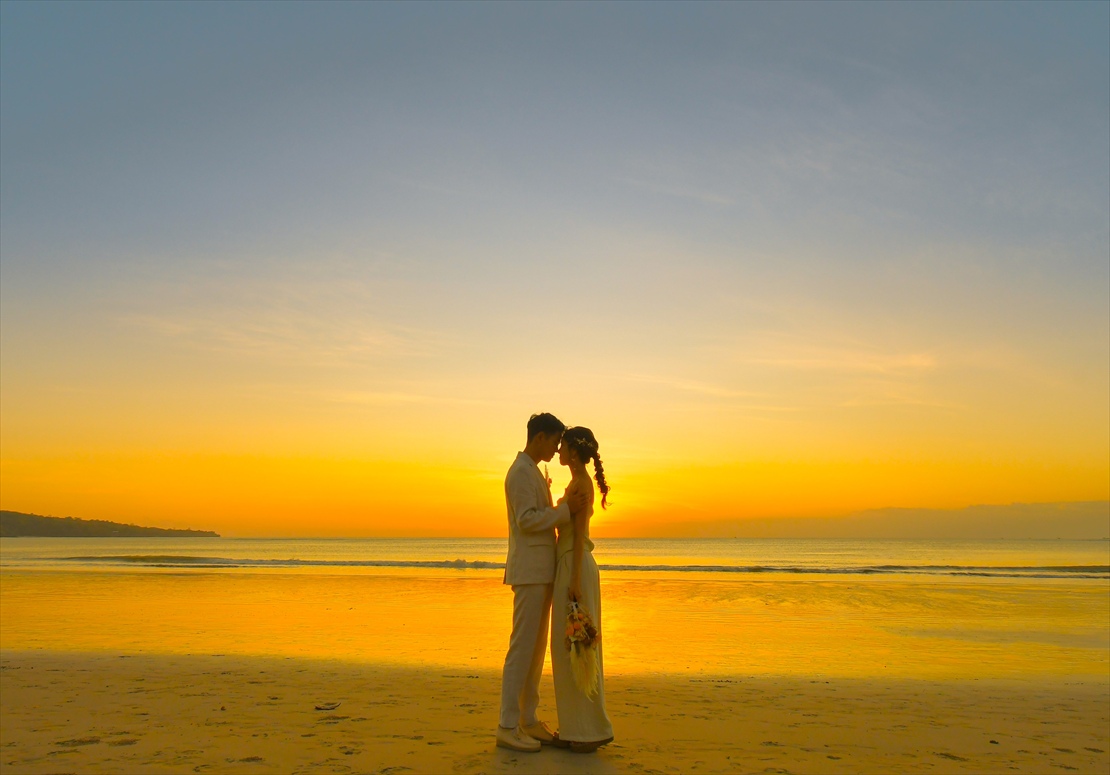 Sunset Bali Wedding Photo (8)_R バリ島ビーチ・サンセット・ウェディング・フォト