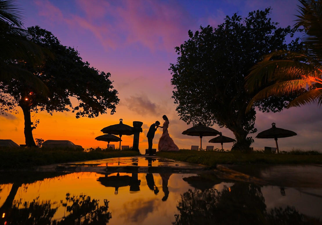 Belmond Jimbaran Bali Wedding (10)_R バリ島結婚式 マジックアワー 鏡面撮影