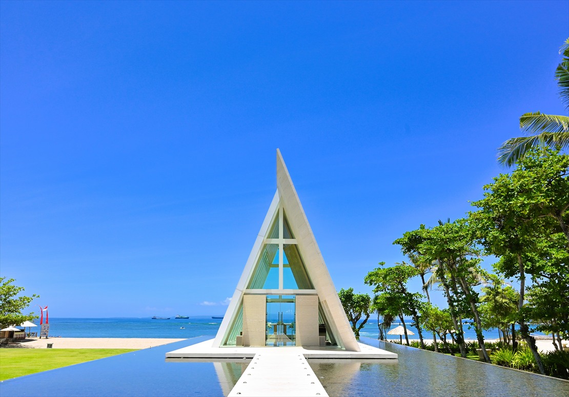 コンラッド・バリ・ウェディング インフィニティ・チャペル挙式