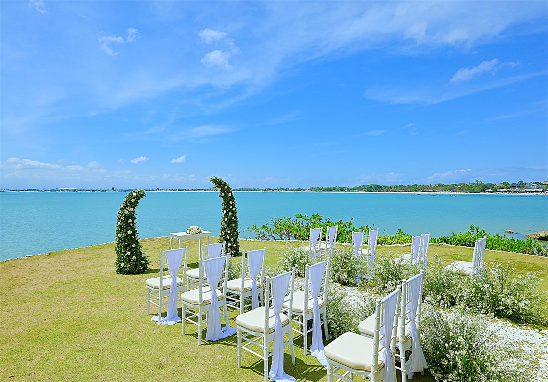 Four Seasons Bali Giri Jimbaran Garden Wedding (18)_R バリ島挙式 ジンバラン湾を一望するガーデン