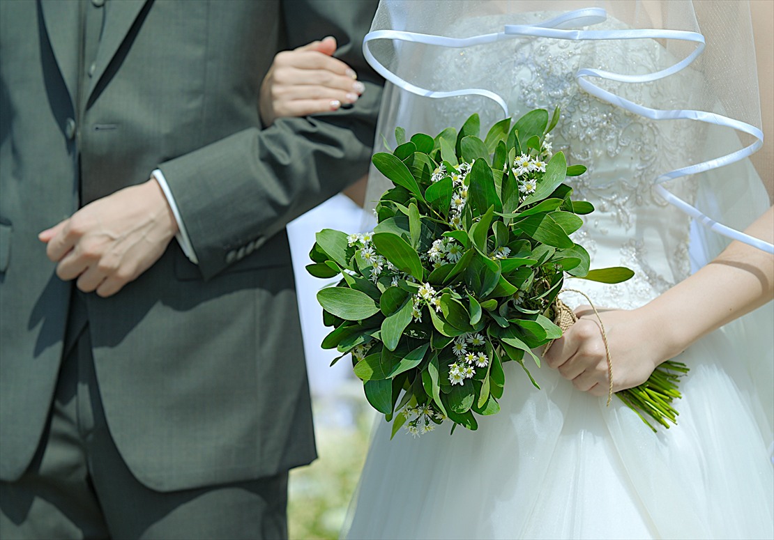 Four Seasons Bali Giri Jimbaran Garden Wedding (27)_R バリ島結婚式 生花のブーケ