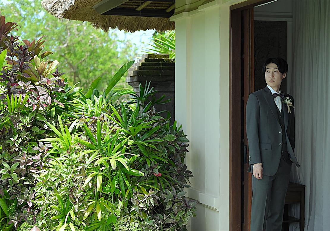 Four Seasons Bali Giri Jimbaran Garden Wedding (3)_R フォーシーズンズ・バリ結婚式 新郎様 お支度部屋