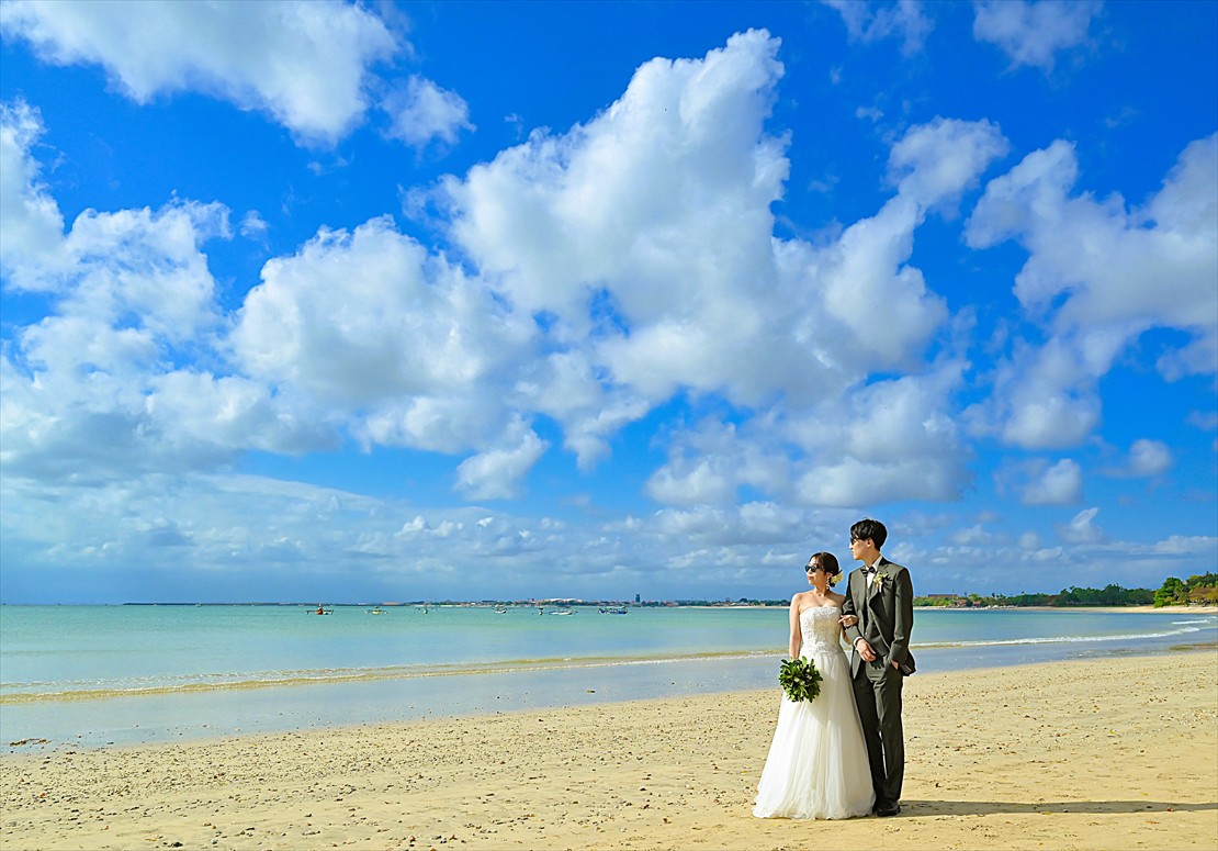 Four Seasons Bali Giri Jimbaran Garden Wedding (44)_R フォーシーズンズ・バリ結婚式 ココナッツ・グローブ前ビーチ