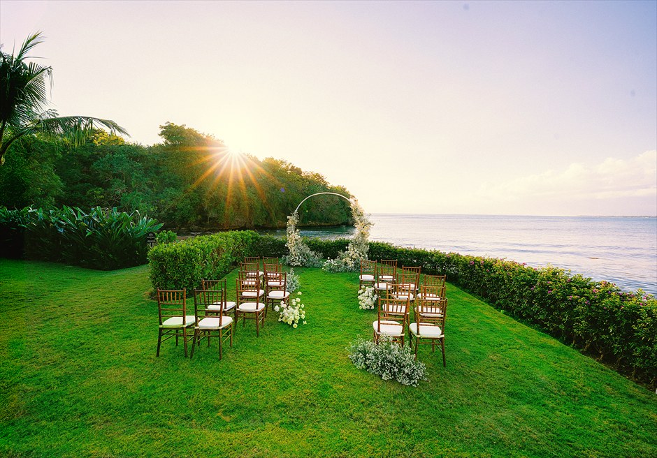 ラッフルズ・バリ挙式 エターナル・ショアズ ガーデン・ウェディング オーシャン・ガーデン 挙式装飾