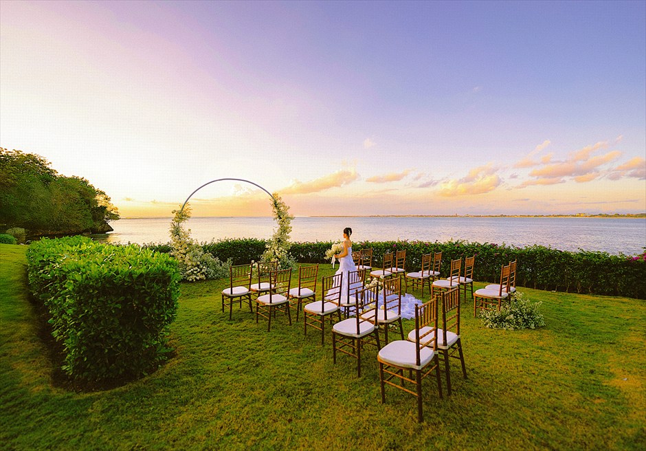 ラッフルズ・バリ挙式 エターナル・ショアズ ガーデン・ウェディング オーシャン・ガーデン 挙式シーン