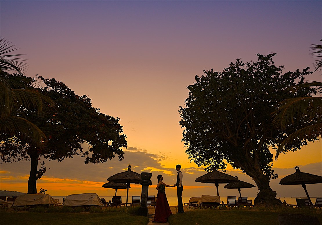 Sunset Wedding Bali (11)_R バリ島ウェディング ガーデン マジックアワー撮影