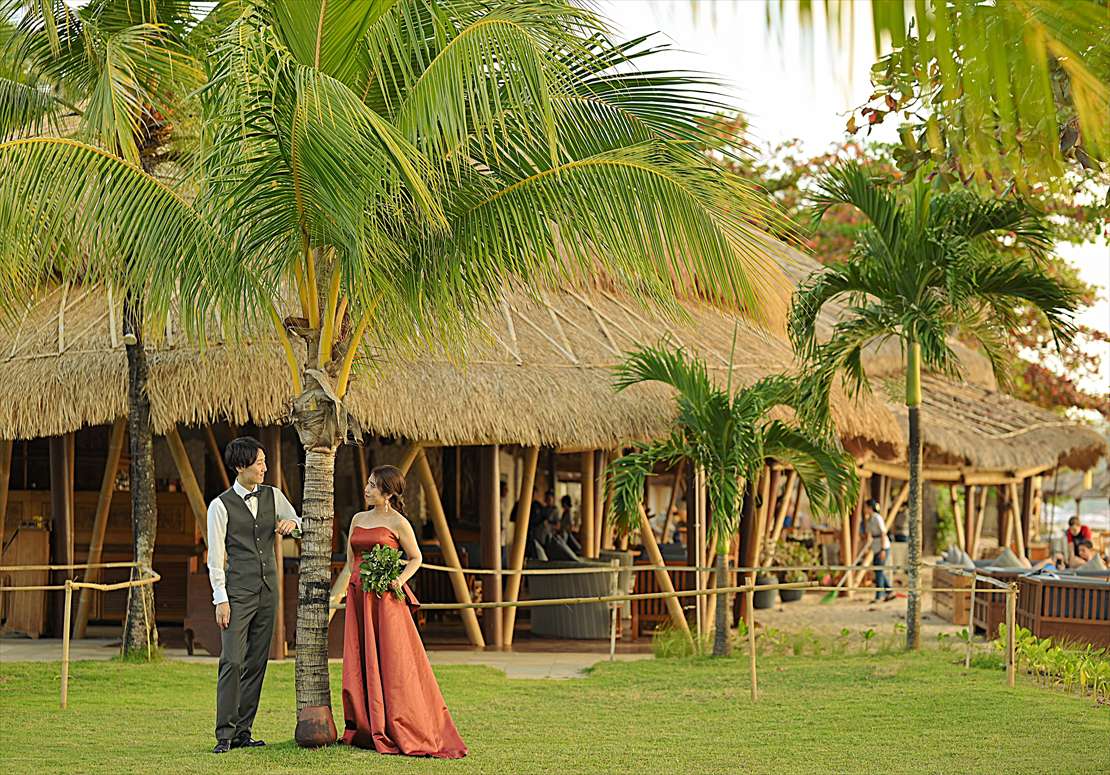 Sunset Wedding Bali (2)_R バリ島結婚式 ドレスチェンジ後 ベルモンド・ジンバランへ